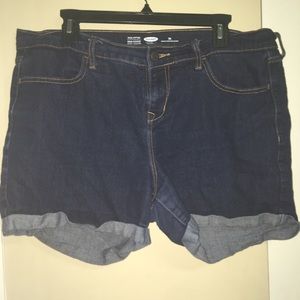 Old Navy Semi-Fitted Jean Shorts